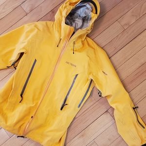 Arc'teryx Gore-Tex Recco Rain Jacket